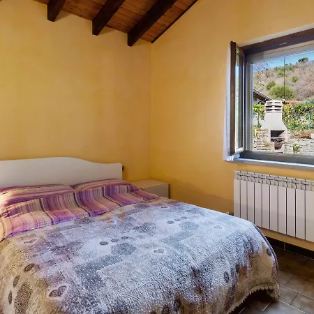Cosy Holiday In Diano Arentino With Garden Сasa de vacaciones Costa d'Oneglia