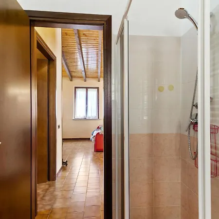 Cosy Holiday In Diano Arentino With Garden Сasa de vacaciones