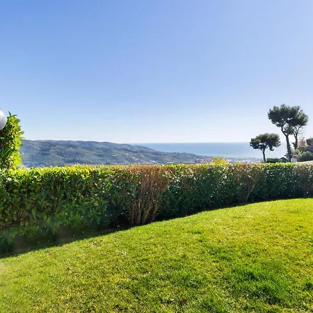 Сasa de vacaciones Cosy Holiday In Diano Arentino With Garden *